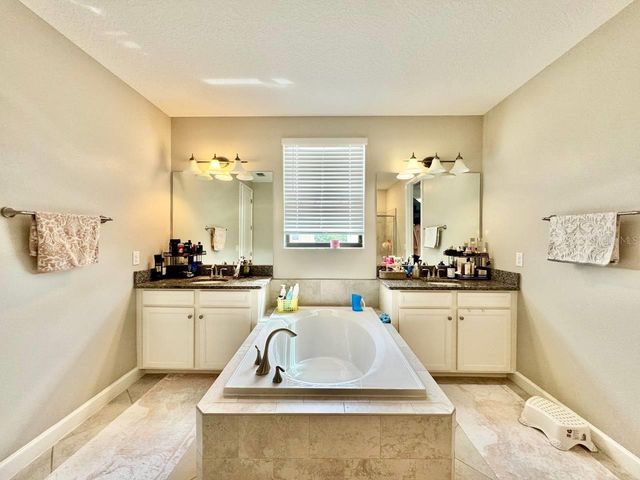 2854 HILLIARD DRIVE, Wesley Chapel, FL 33543