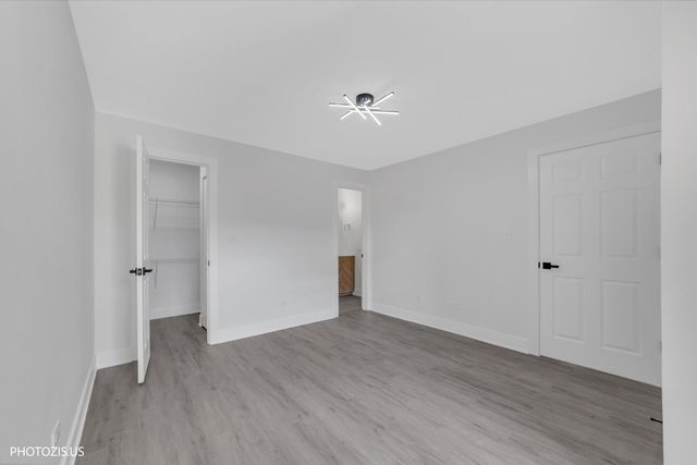 1955 N Hicks Road 105, Palatine, IL 60074