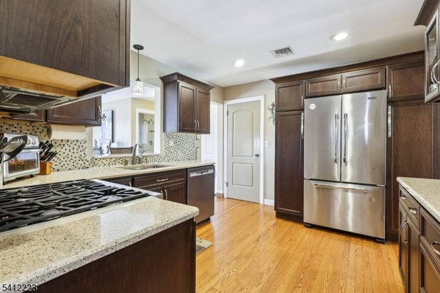 191 Hillcrest Ave, Hawthorne Boro, NJ 07506