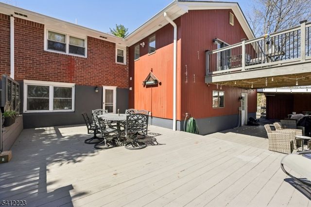 191 Hillcrest Ave, Hawthorne Boro, NJ 07506