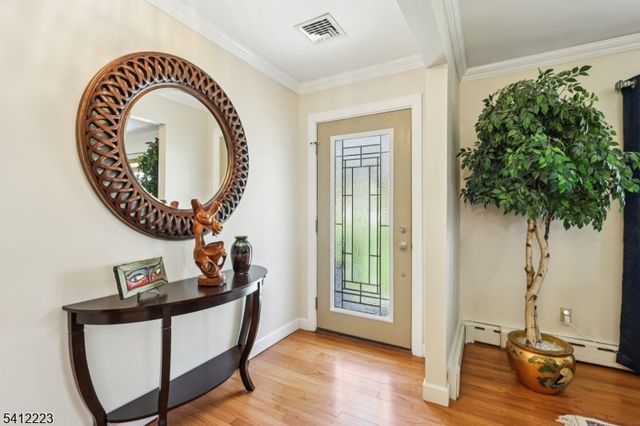 191 Hillcrest Ave, Hawthorne Boro, NJ 07506