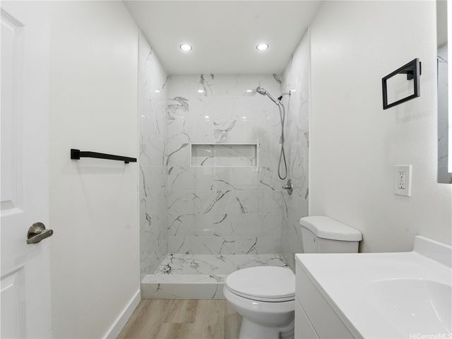 91-1025 Ikulani Street, Ewa Beach, HI 96706