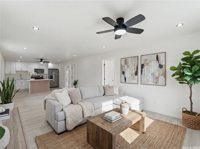 91-1025 Ikulani Street, Ewa Beach, HI 96706