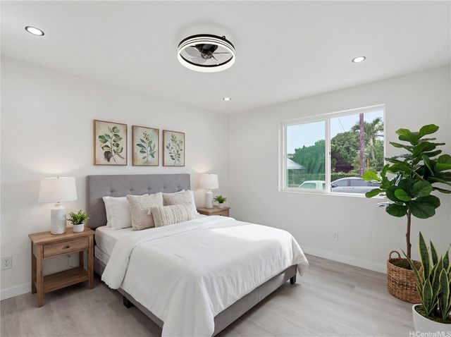 91-1025 Ikulani Street, Ewa Beach, HI 96706