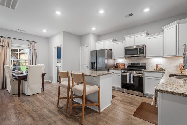 6004 Venable Ct, Fairview, TN 37062