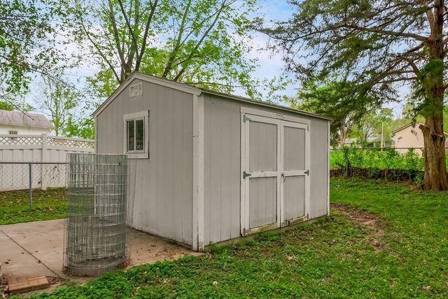 2600 Spring Garden Street, Leavenworth, KS 66048