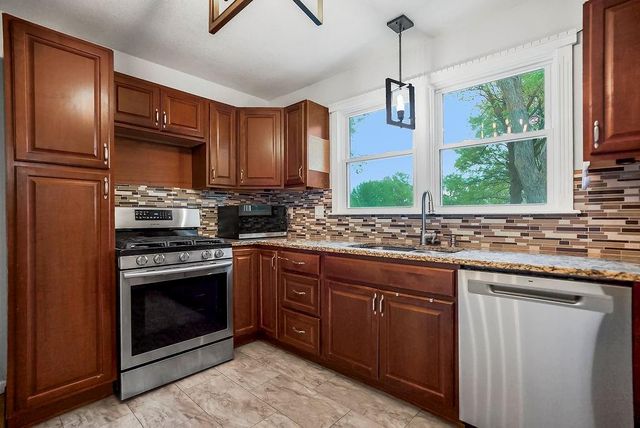2600 Spring Garden Street, Leavenworth, KS 66048