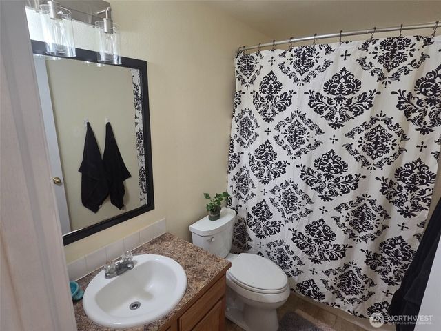 912 Gina Court SE, Olympia, WA 98513