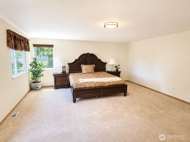 912 Gina Court SE, Olympia, WA 98513
