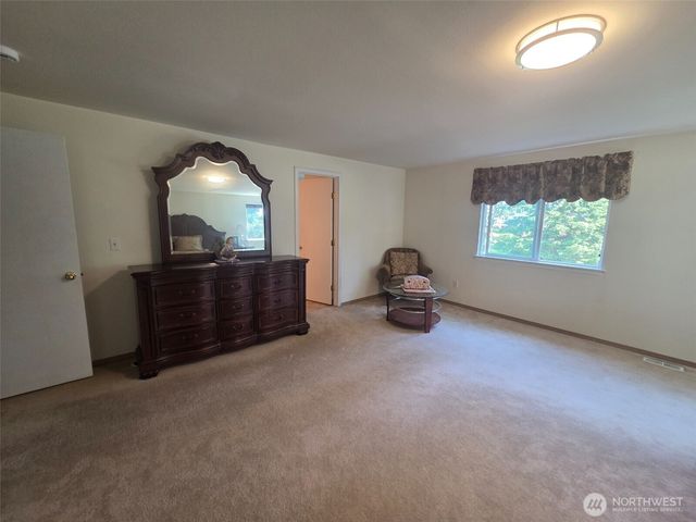 912 Gina Court SE, Olympia, WA 98513