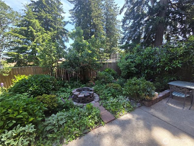 912 Gina Court SE, Olympia, WA 98513