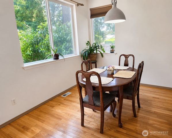 912 Gina Court SE, Olympia, WA 98513