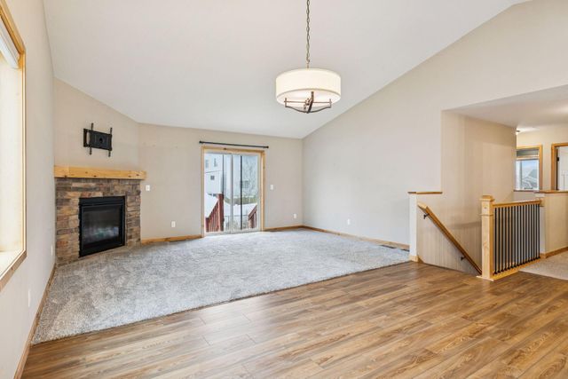 2113 21st Avenue S, Lino Lakes, MN 55038