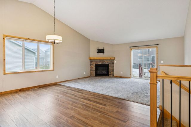 2113 21st Avenue S, Lino Lakes, MN 55038