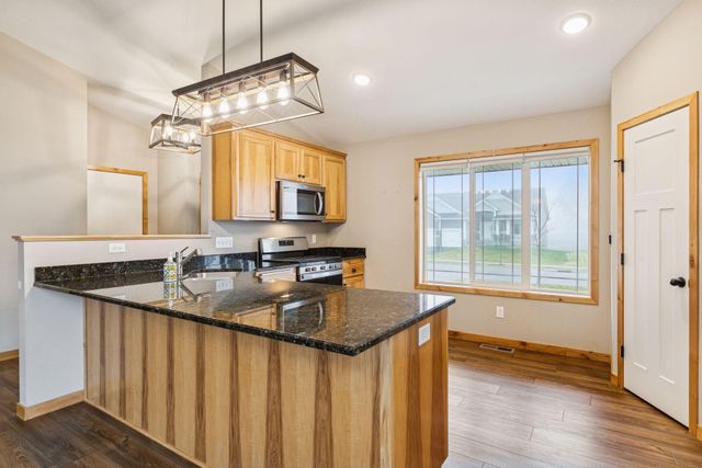 2113 21st Avenue S, Lino Lakes, MN 55038