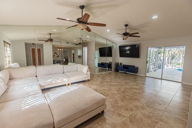 4418 SW Farmington Street, Port St. Lucie, FL 34953