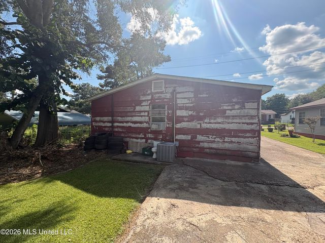 4032 N Wabash Street, Jackson, MS 39213
