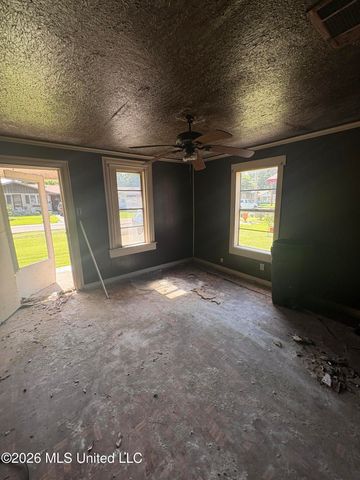 4032 N Wabash Street, Jackson, MS 39213