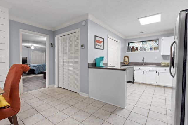 4319 Lakeshore Lane 103, Chattanooga, TN 37415