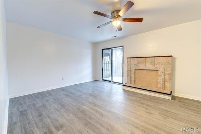 2317 Driftwood Place, Maryland Heights, MO 63146