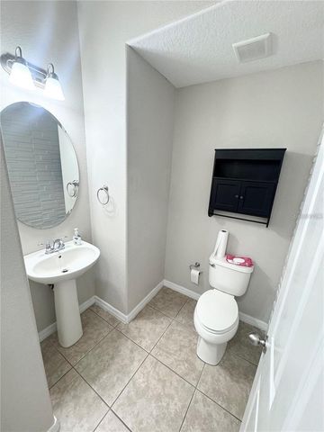 9319 STRONGBARK LANE, Orlando, FL 32832