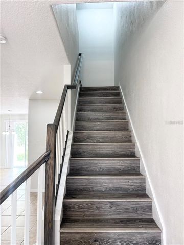 9319 STRONGBARK LANE, Orlando, FL 32832