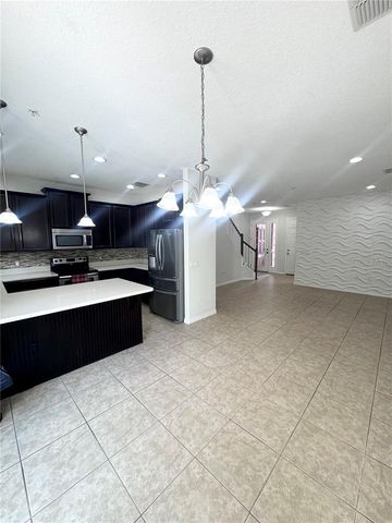 9319 STRONGBARK LANE, Orlando, FL 32832