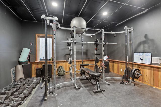 32653 N 6TH AVE, Spirit Lake, ID 83869