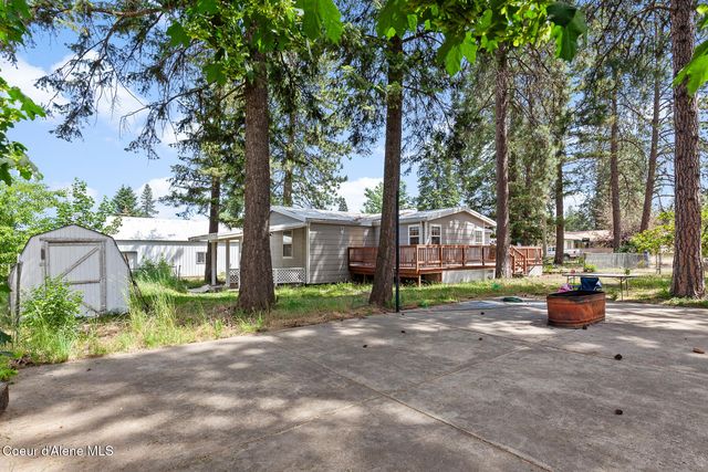 32653 N 6TH AVE, Spirit Lake, ID 83869