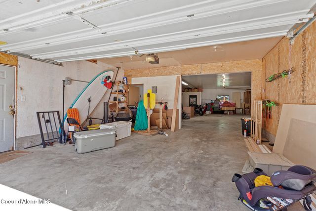 32653 N 6TH AVE, Spirit Lake, ID 83869