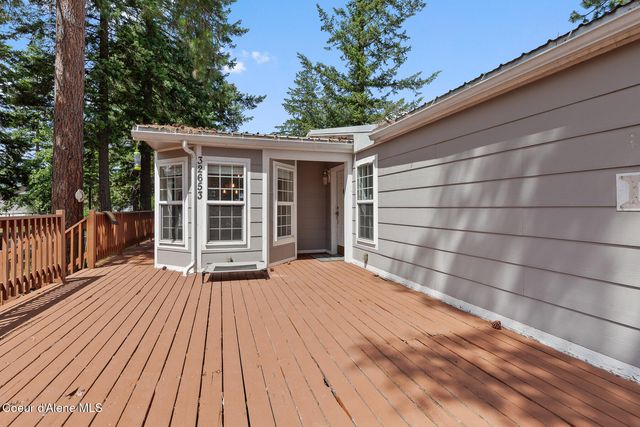 32653 N 6TH AVE, Spirit Lake, ID 83869