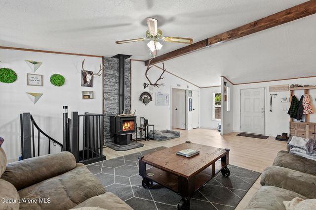 32653 N 6TH AVE, Spirit Lake, ID 83869