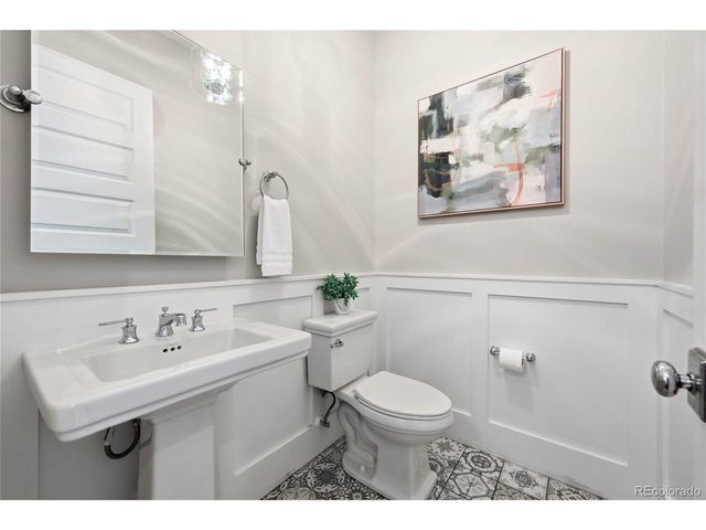 1112 S Adams St, Denver, CO 80210