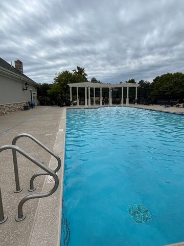 651 S Mecosta Lane, Romeoville, IL 60446