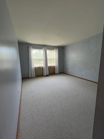 651 S Mecosta Lane, Romeoville, IL 60446