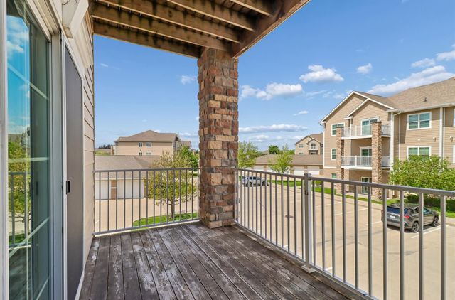 8350 Ep True Parkway 2201, West Des Moines, IA 50266