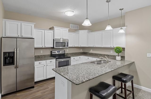 8350 Ep True Parkway 2201, West Des Moines, IA 50266