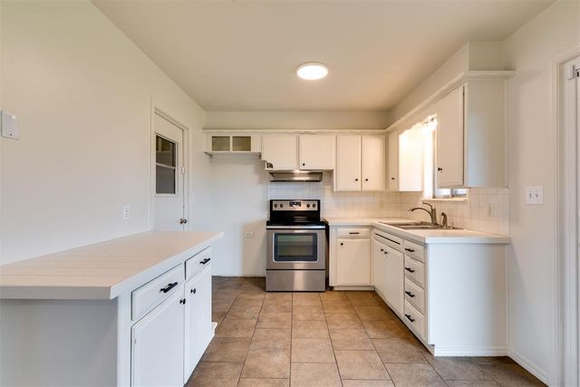 3025 SW 71st Street, Oklahoma City, OK 73159