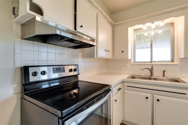 3025 SW 71st Street, Oklahoma City, OK 73159