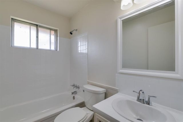 3025 SW 71st Street, Oklahoma City, OK 73159
