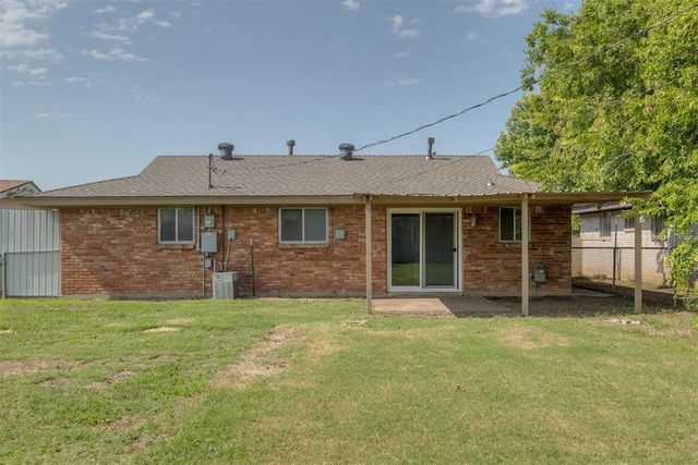 3025 SW 71st Street, Oklahoma City, OK 73159