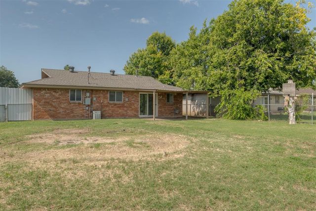 3025 SW 71st Street, Oklahoma City, OK 73159