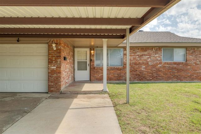 3025 SW 71st Street, Oklahoma City, OK 73159