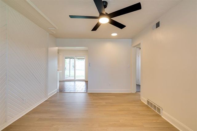 3025 SW 71st Street, Oklahoma City, OK 73159