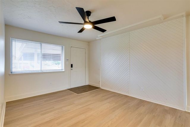 3025 SW 71st Street, Oklahoma City, OK 73159
