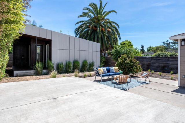 1226 Laurel Avenue, East Palo Alto, CA 94303