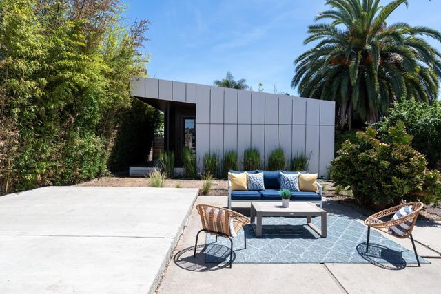 1226 Laurel Avenue, East Palo Alto, CA 94303