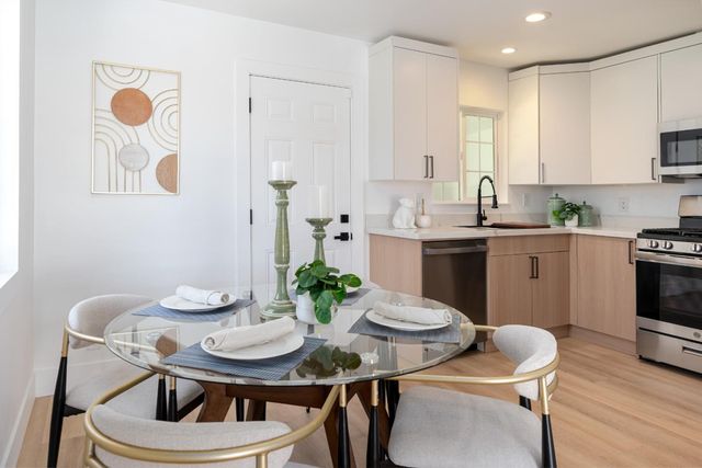 1226 Laurel Avenue, East Palo Alto, CA 94303