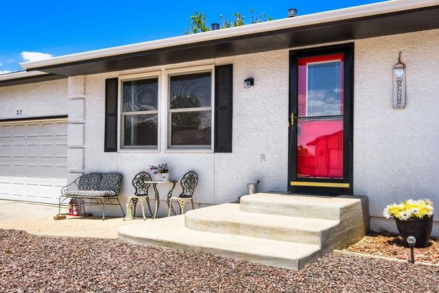 27 E Bonanza Dr, Pueblo West, CO 81007