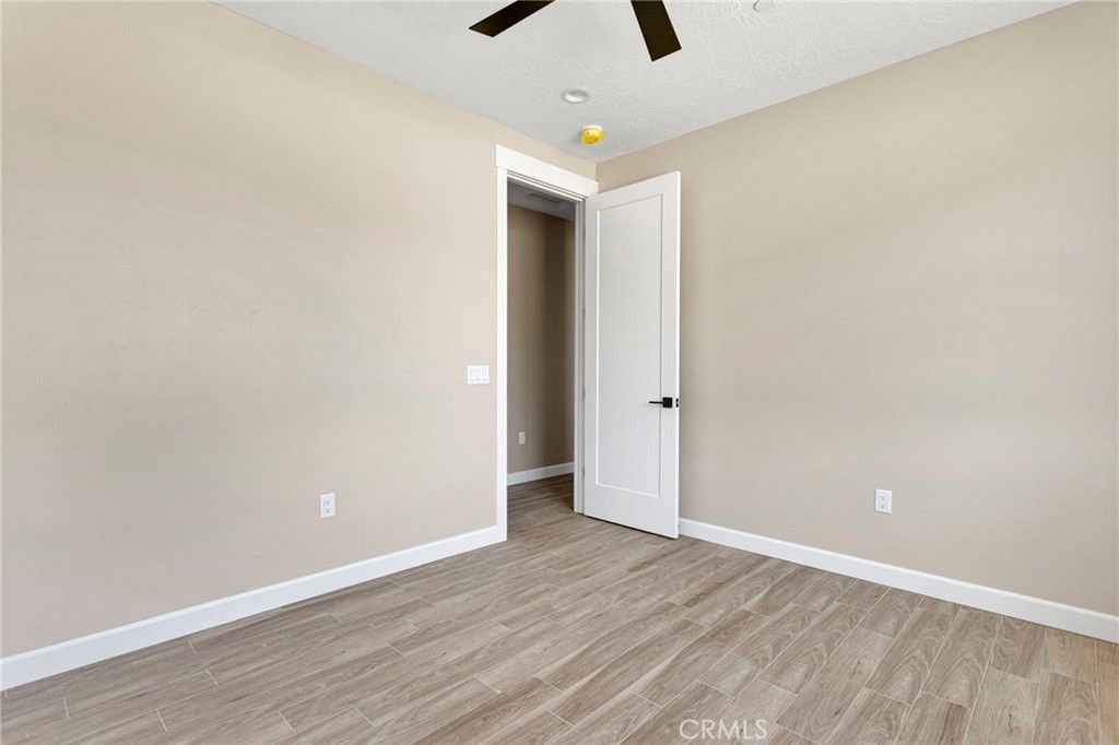 Image 32 of property listing at 23771 Pala, Apple Valley, CA 92307